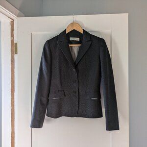 Tahari 2-Piece Suit (Blazer & Skirt) - Pinstripe - Sz 4